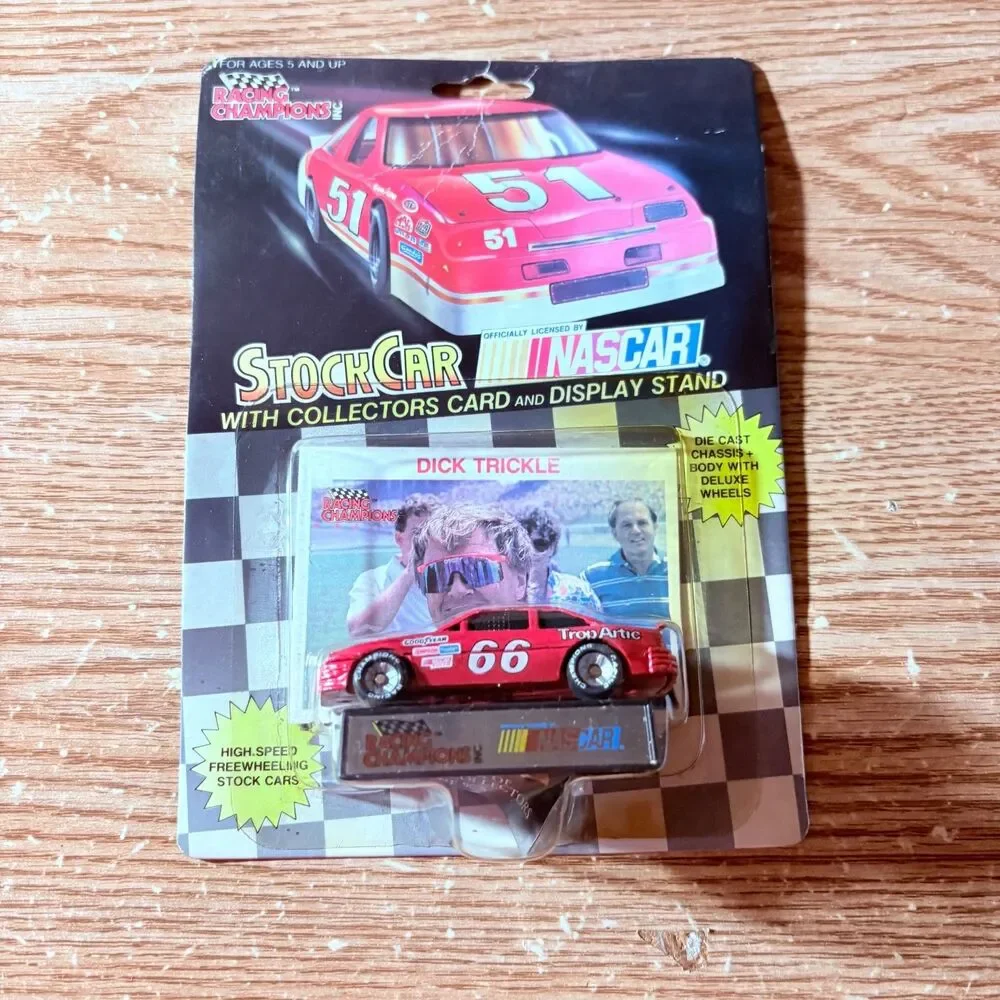 1991 Racing Champions 1/64 Scale Dick Trickle #66 Phillips 66